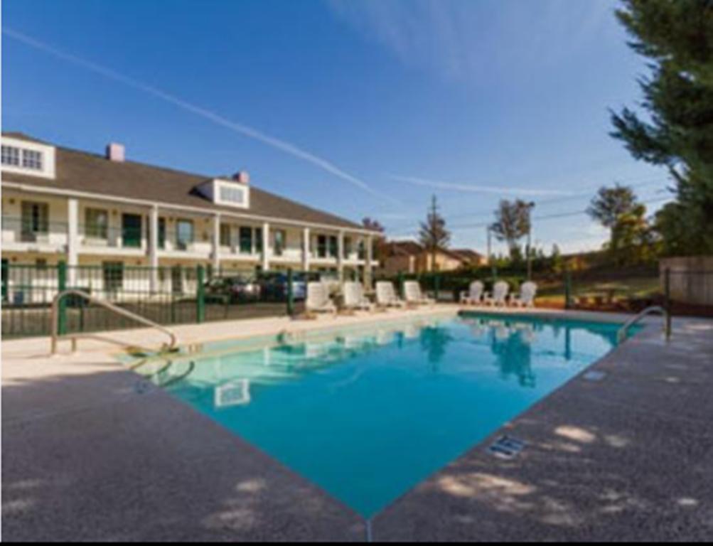Baymont By Wyndham Greenville Instalações foto