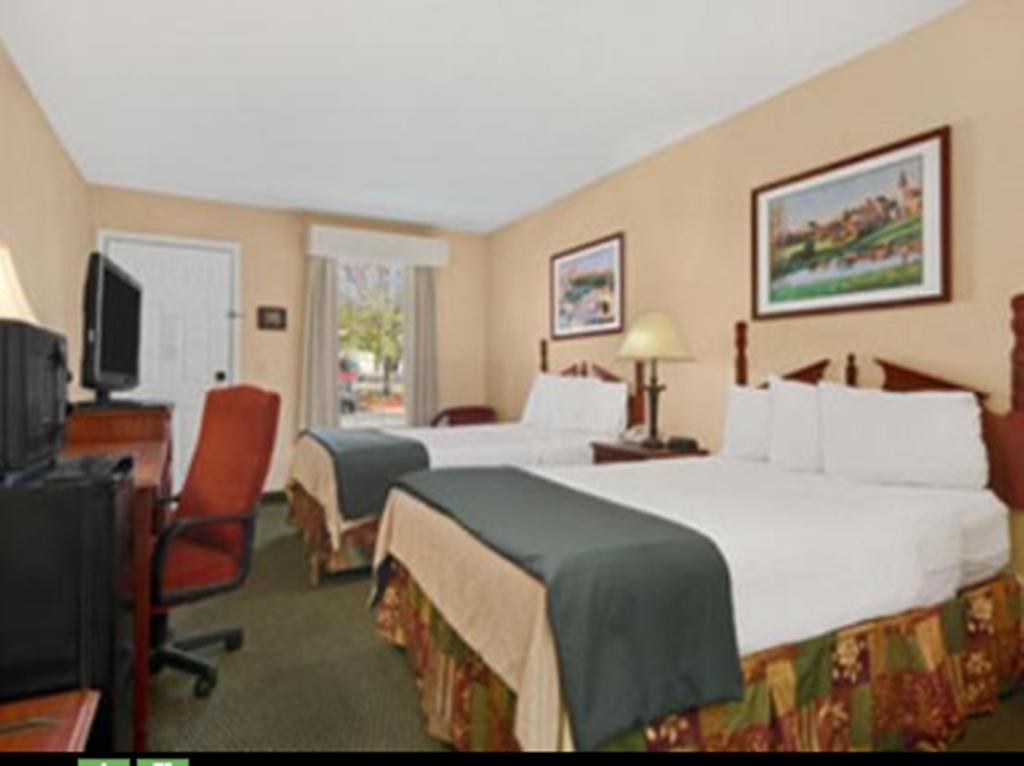 Baymont By Wyndham Greenville Quarto foto