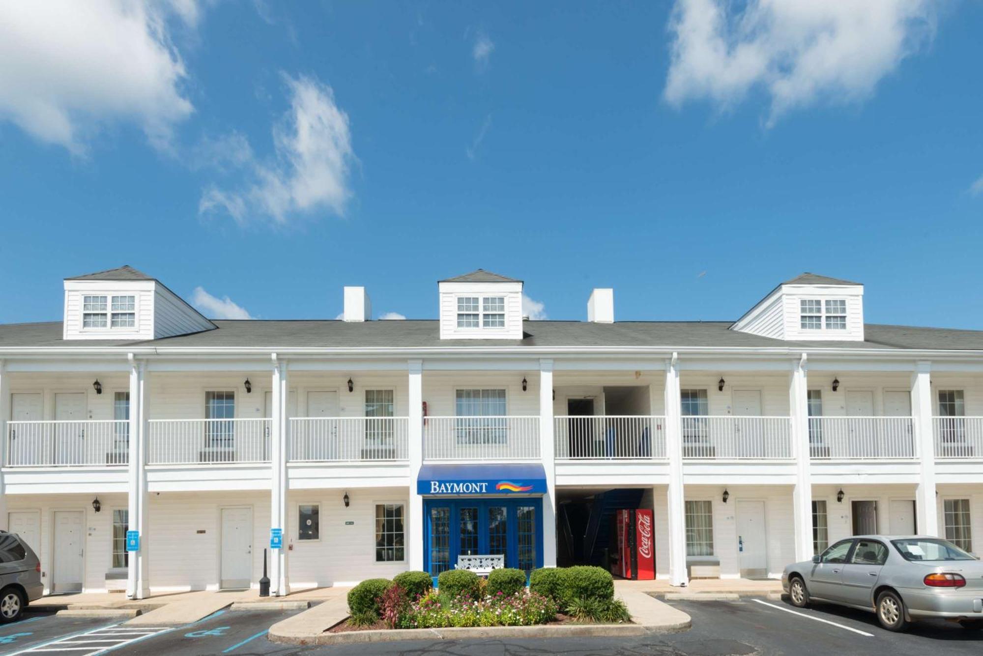 Baymont By Wyndham Greenville Exterior foto